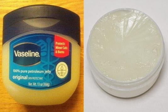 Kem dưỡng ẩm Vasaline